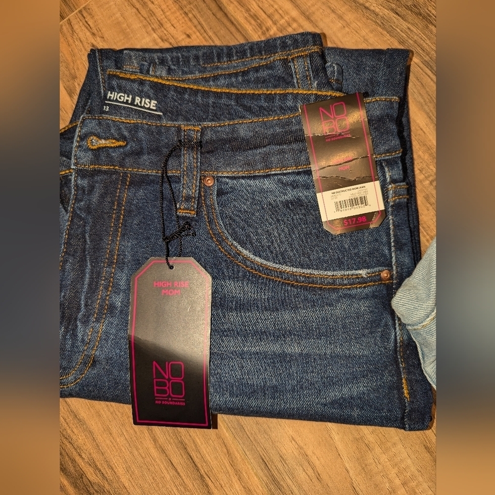NWT. Junior size 13 jean bundle. High rise Mom Jeans NWT size 13. Bundle - Picture 3 of 6